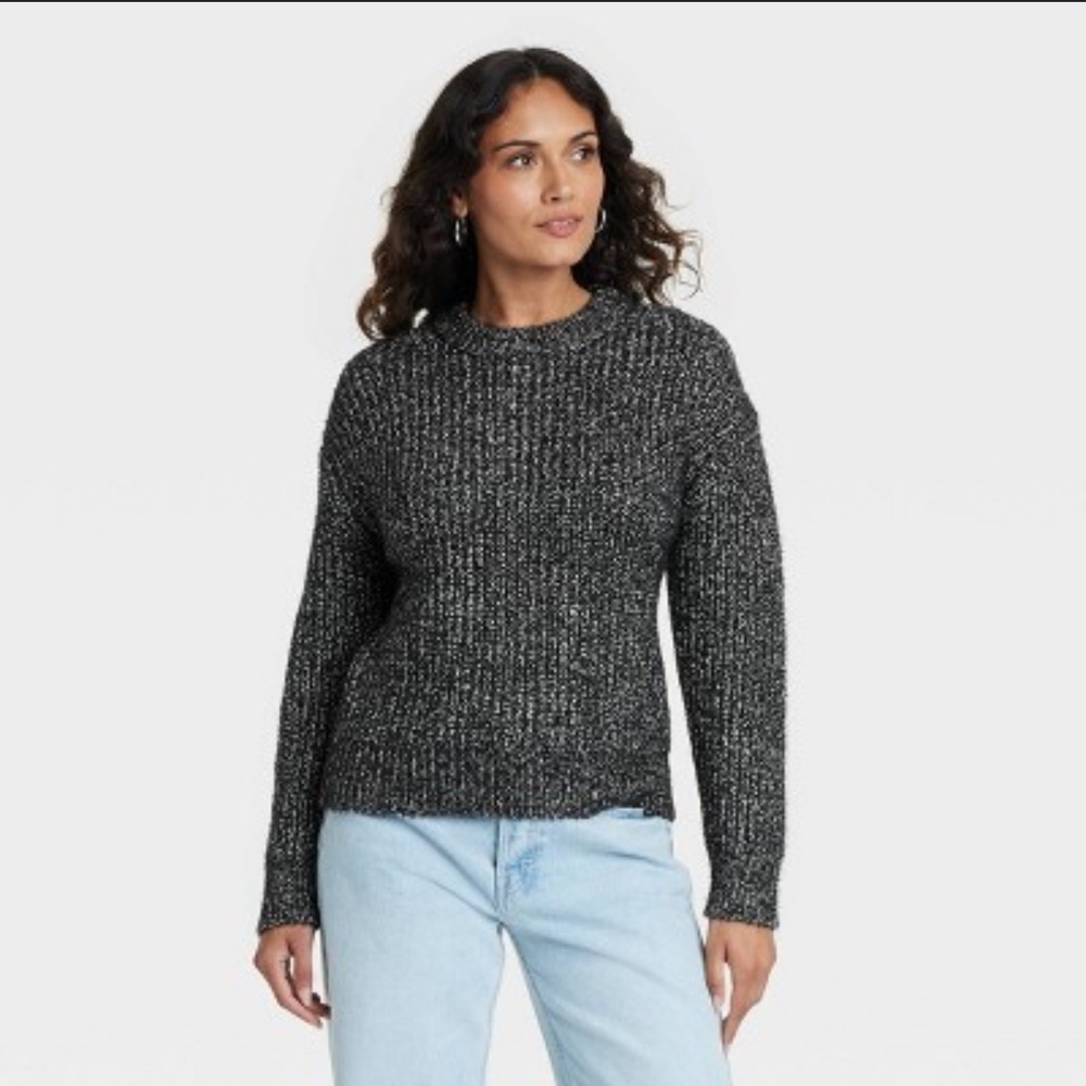 Universal Thread Black and Gray Knit Sweater